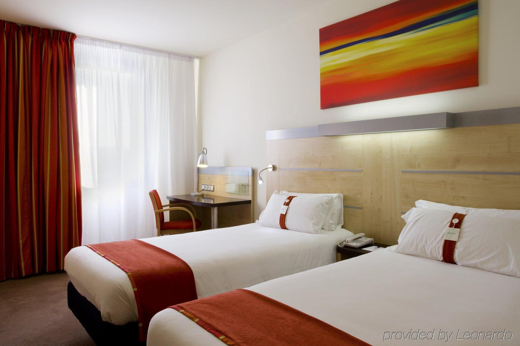 Holiday Inn Express Barcelona City 22@, An Ihg Hotel Room photo