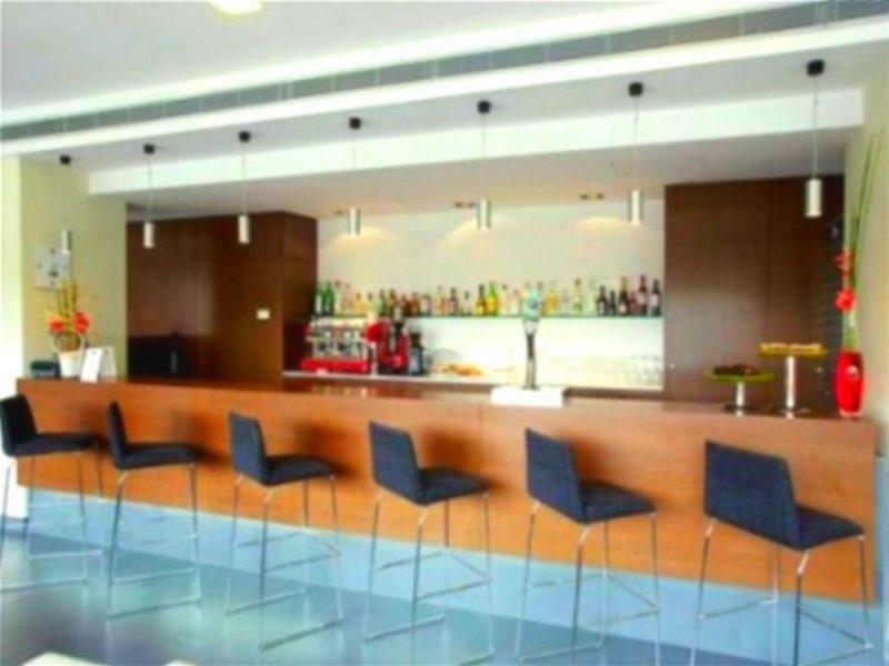 Holiday Inn Express Barcelona City 22@ By Ihg Exterior photo
